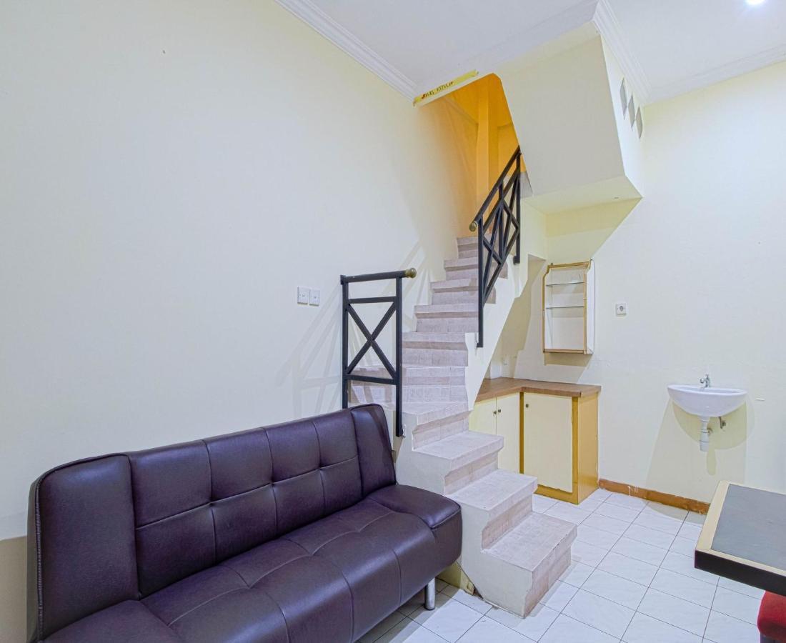 D'Talent Hotel Yogyakarta Exterior photo